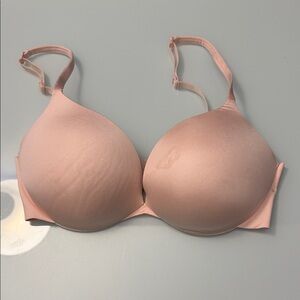 NWOT SKIMS Ultimate Push-Up Plunge Bra